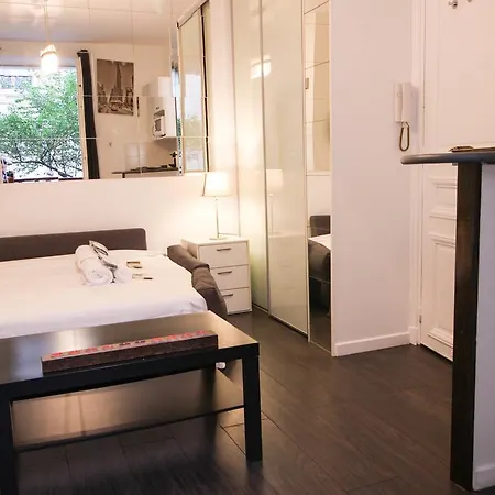 Luckey Homes - Rue Des Acacias * Paris