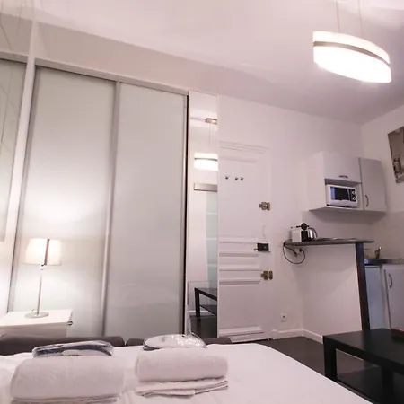 Luckey Homes - Rue Des Acacias * Parigi